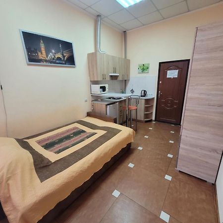 Мини - студия возле метро Академика Павлова Харків Екстер'єр фото
